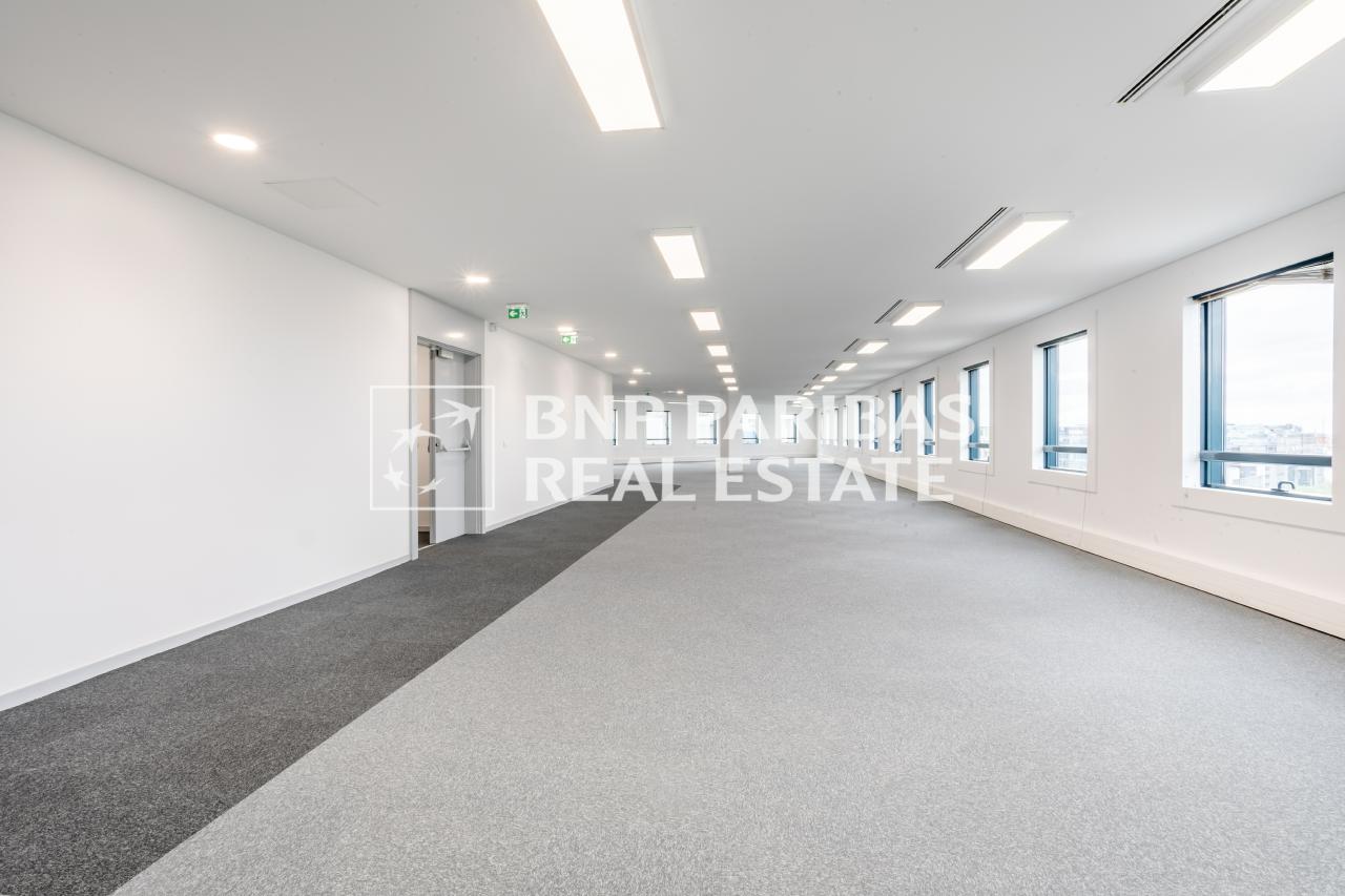 Bureau Noisy-le-Grand 3048m² Location bureau Noisy-le-Grand Seine-Saint-Denis OLBUR2106795 2